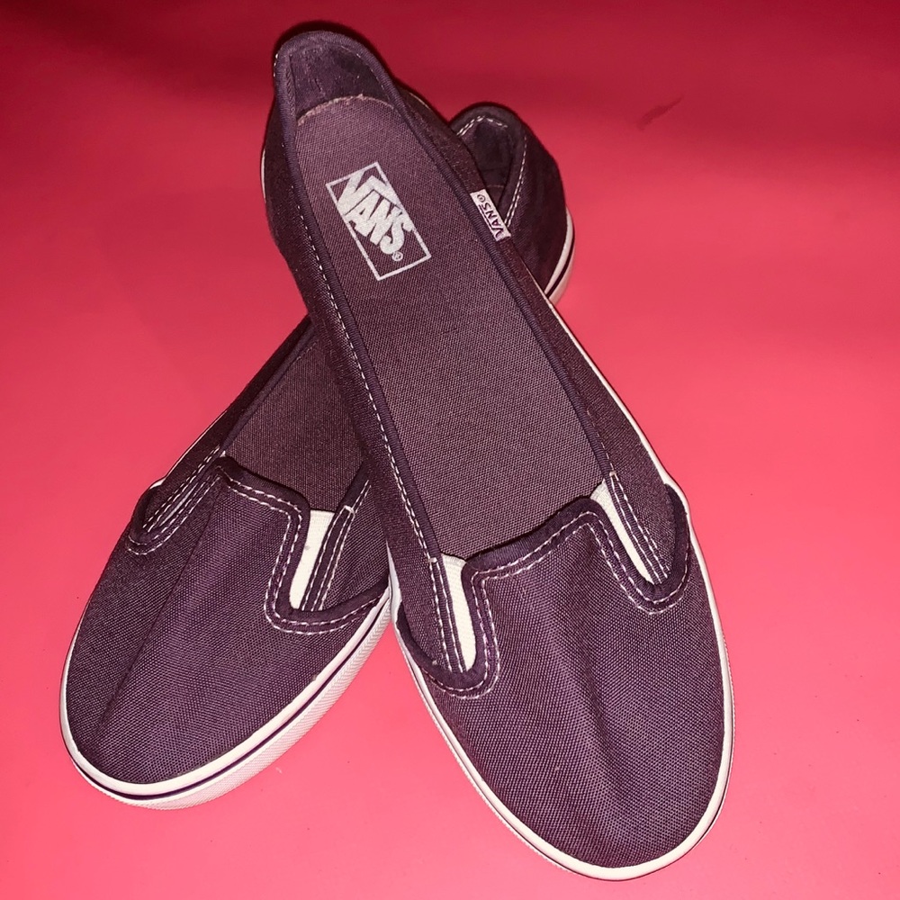 Women’s Vans Purple. Size 7 💜